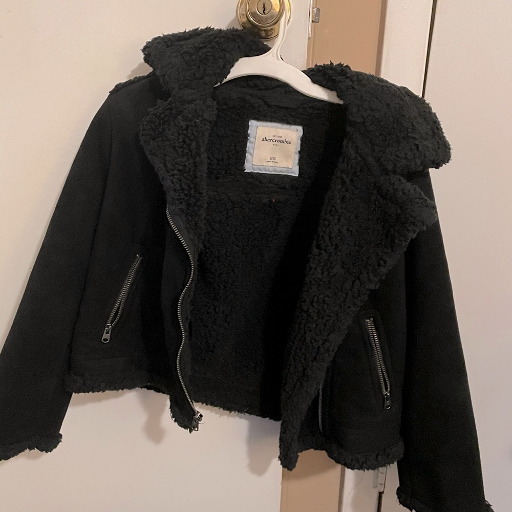 Abercrombie kids faux shearling jacket Sz 9/10